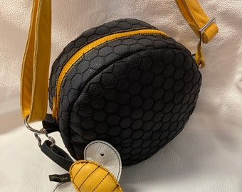 Design Tasche-Rund " kleine Biene“