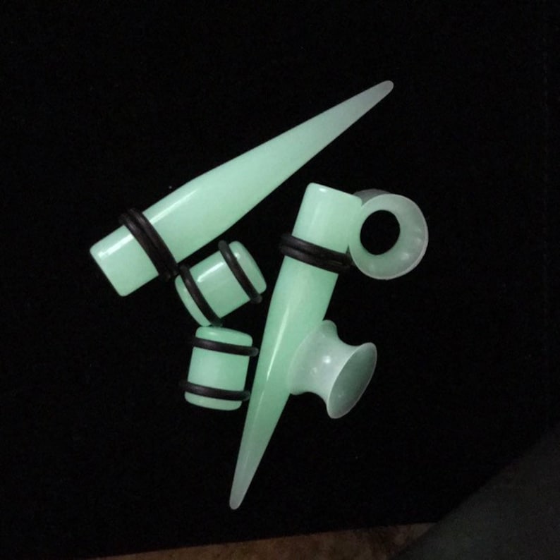 Unisex Glow In The Dark Ear Gauge Taper Plug Stretching Kit Stretcher Earring