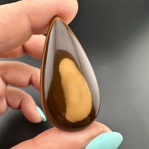 Rim - Bat Cave - Jasper - Teardrop Cabochon - Prineville, Oregon