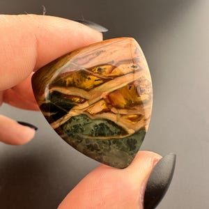 Morrisonite Jasper - Cabochon - Owyhee Canyon, Eastern Oregon