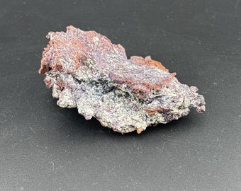 Campione di rame nativo grezzo