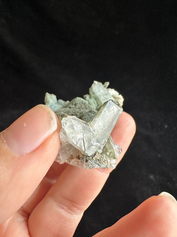 Japan Law Twin Quartz - Crystal Cluster - San Pedro