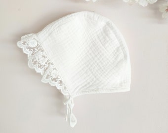 Christening Bonnet, Baptism Bonnet, Baptism Bonnet with lace, Baby Bonnet, Muslin Bonnet, Newborn bonnet, Taufhaube