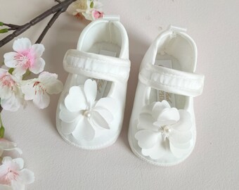 Chaussures de baptême écru pour fille, chaussures à fleurs, chaussons de baptême, cadeau de baby shower, chaussons de mariage fille, chaussures de baptême