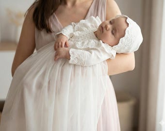 Abito lungo da battesimo in pizzo ecrù: abito lungo da battesimo per bambina