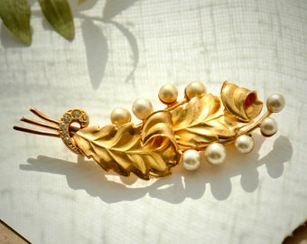 Gold Leaf Brooch Vintage - Antique Brooch Gold - Leaf Shaped Gold Brooch with Pearls - Gold Vintage Brooch for Women - Golden Brooch 1960s