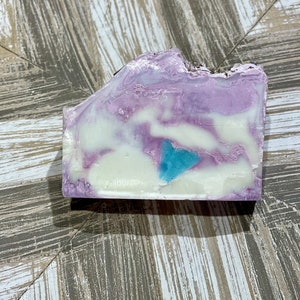 Fields of Lavender, LAVENDAR  ARTISAN SOAP