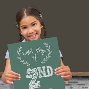 Last Day of School Chalkboard Photo Prop Printable Sign, Reusable Chalk ...