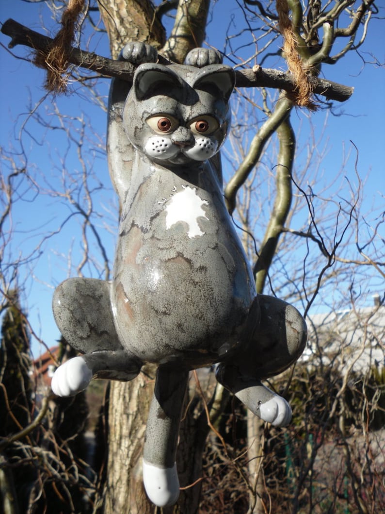 Katze Keramik grau getigert, hängend frostsicher Gartendeko Bild 4