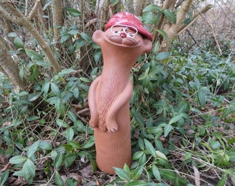 Ceramic meerkat, red baseball cap and glasses, 30 cm, frost-proof unique garden decoration (B)