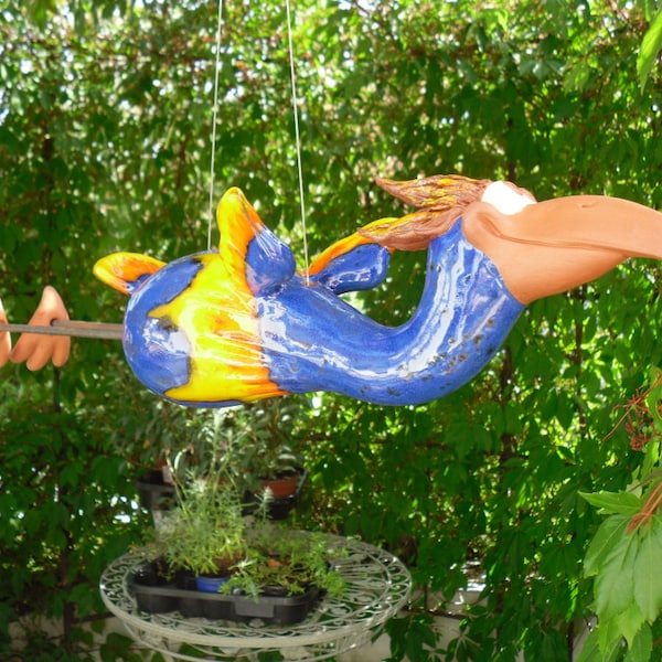 Fliegender Vogel blau aus Keramik, frostsicher, Unikat, Gartendeko