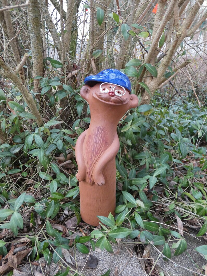 Ceramic meerkat, blue baseball cap and glasses, 30 cm, frost-proof unique garden decoration A image 4