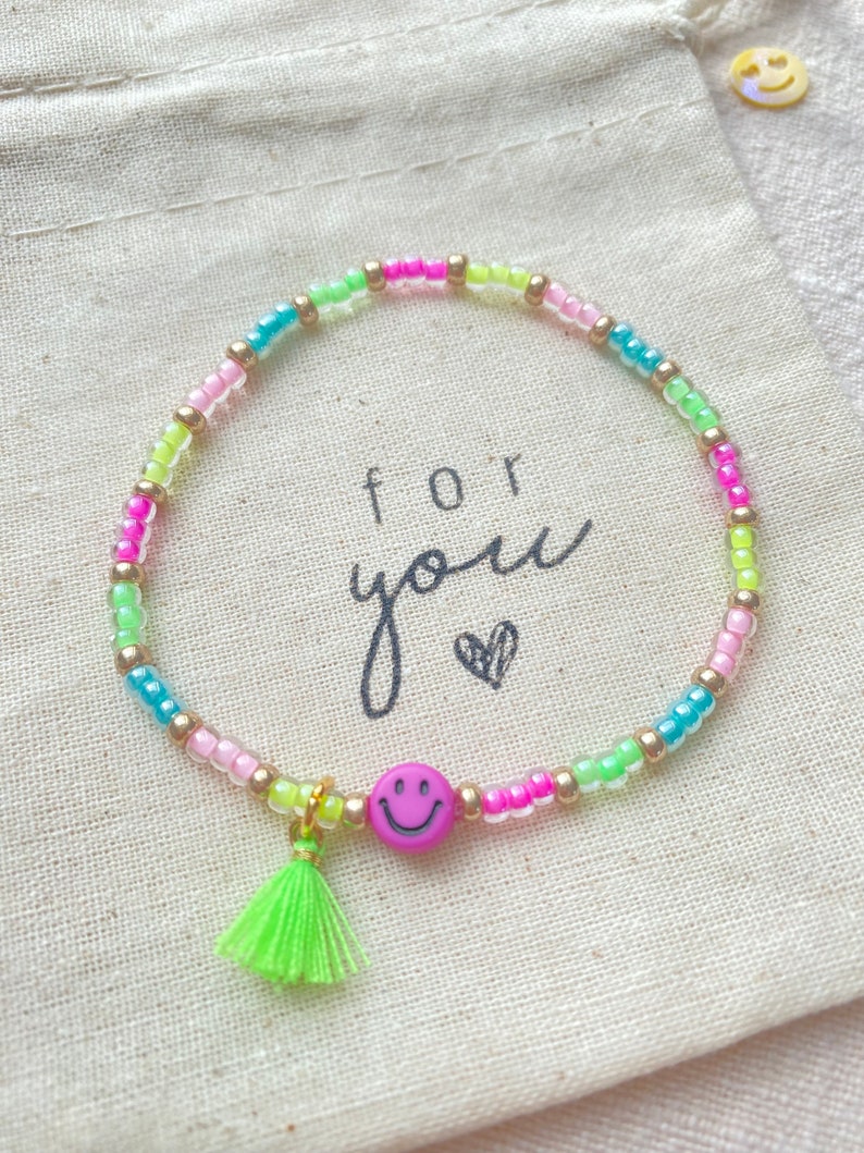 Neon Armband Smiley Rainbow mit Quaste Perlenarmband bunt Miyuki Armband mit Smiley farbenfrohes Armband imagem 6