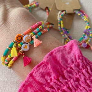 Armband im SET dreiteilig Rainbow mit Quaste Perlenarmband bunt Miyuki Armband mit Smiley, Herz, Peace personalisiert Motiv Armband Bild 10