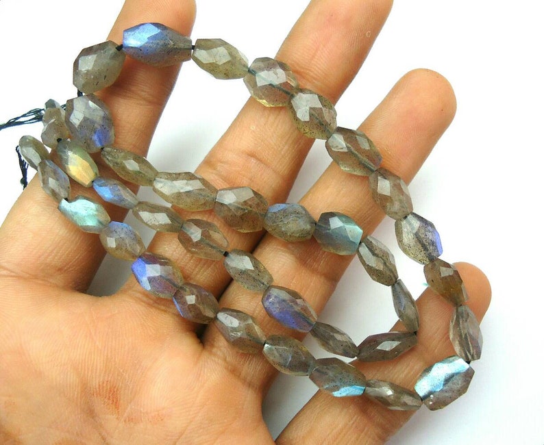 40beads. 15Strand b941 7\u00d78-9\u00d711mm Labradorite Fancy Shape Natural Labradorite Faceted Nuggets Beads
