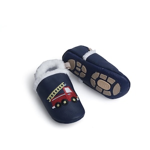 Pantofole in pelle foderate di Liya con suola parziale in gomma - #383 Firefighter in blu scuro