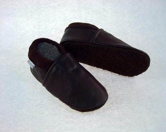 Liya's leather dolls in Ecopell organic leather with leather sole in dark brown #437 plain color