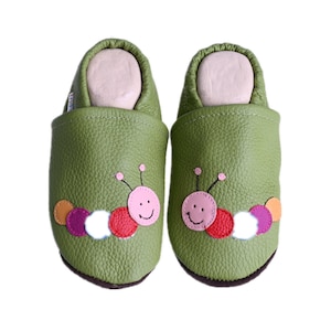 Liya&#39;s leather slippers, crawling shoes, slippers - #506 caterpillar in olive green