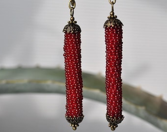 Boucles d’oreilles *perles de verre en bronze foncé laiton boucles d’oreilles en bronze mini roccailles verre rouge