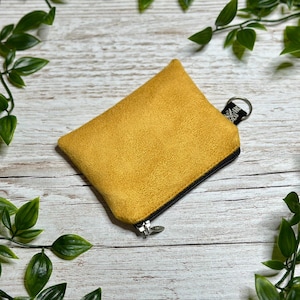 Mini Geldbeutel aus Wildleder / Schlüsselanhänger Tasche / Geldbörse Reißverschluss / Münzbörse / kleines Geschenk / Geschenkidee / Marpoh