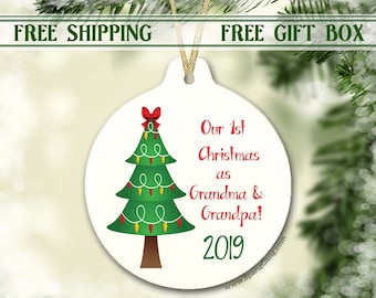 Grandparent Christmas Gift | Holiday grandparent baby reveal | Grandparents to be gift| Personalized Ornament| First Christmas Ornament