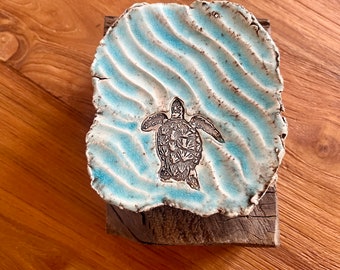 Maritime Schale aus Keramik