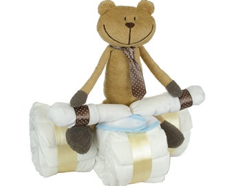 Triciclo torta pannolino con autista Cuddly Bear - Triciclo pannolino / Regalo per nascita neutro per ragazzo e ragazza