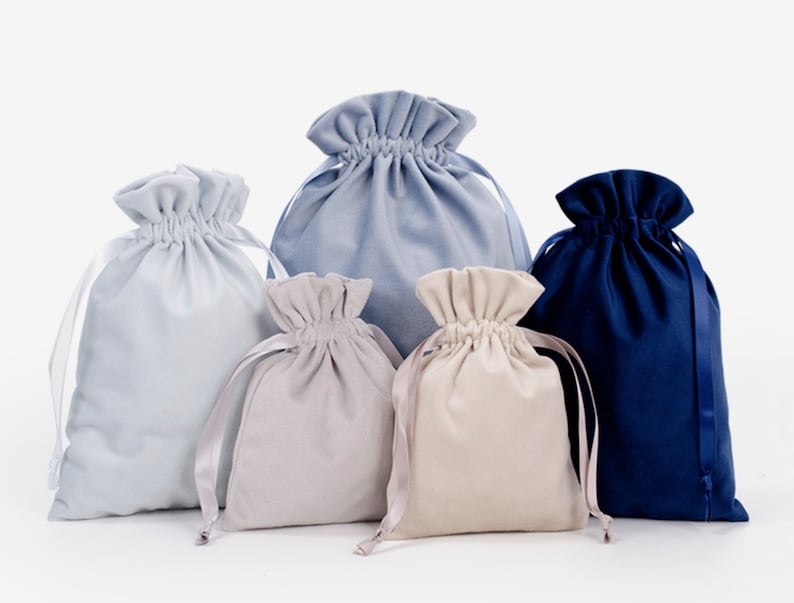 Confezione da 2 sacchetti in velluto di alta qualità, sacchetti in tessuto per regali nelle misure immagine 3