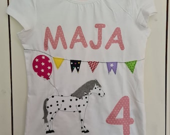 PRIPI *Camiseta de cumpleaños caballo con banderín, globo, número *también nombre si lo desea*