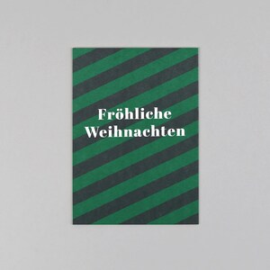 Postkarte, Holzschliffpappe, Weihnachtskarte, Merry Christmas, Streifen // Postkarte Holzschliff Cloe Grün