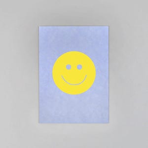 Postkarte, Holzschliffpappe, Smiley, hellblau, gelb // Postkarte Smiley