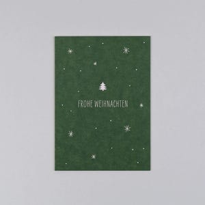 Postkarte zu Weihnachten, Holzschliffpappe, Merry Christmas, Flocken, Baum // Postkarte Mirjam Baum