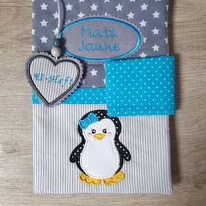 U- Heft Hülle "Pinguin" grau türkis mit Name für Jungs