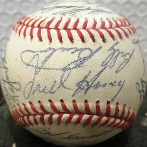 New Design 1957 Milwaukee Braves Replica Team Signed Baseball Aaron, Spahn, Matthews + Many More