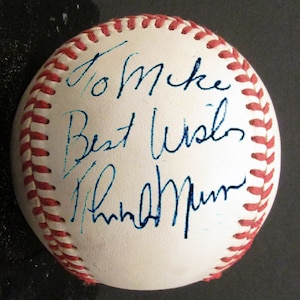 Thurman Munson Replica 1970&#39;s Autographed Baseball