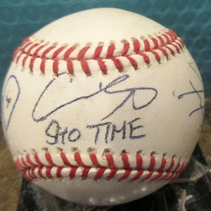 NEUES DESIGN FÜR 2024 * Shohei Ohtani, Mookie Betts, & Freddie Freeman Replica Autogrammed Baseball
