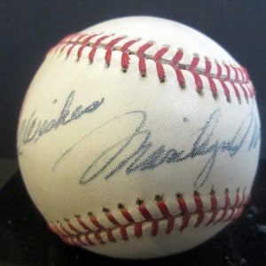 Marilyn Monroe Replica 1955 Autograph Baseball w/ Lipstick Kiss