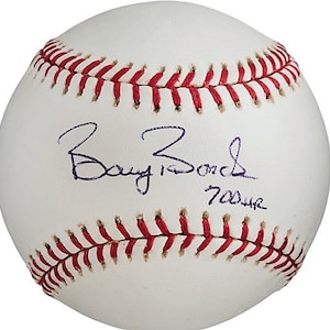 Barry Bonds 700 HR&#39;s Replica Autographed Baseball
