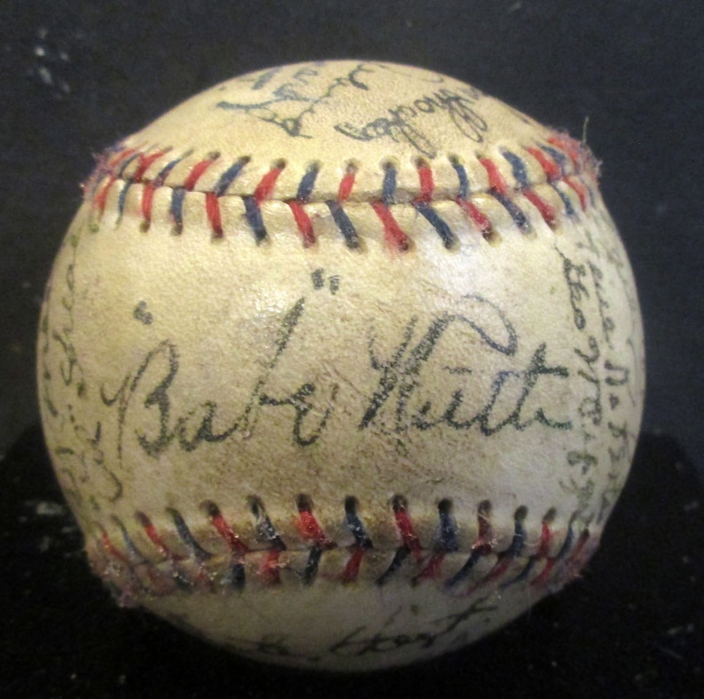 Gehrig Lazzeri 1928 New York Yankees Team Signed Replica Baseball w Ruth Huggins Many More