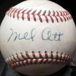 Mel Ott Replica 1950&#39;s Autographed Baseball