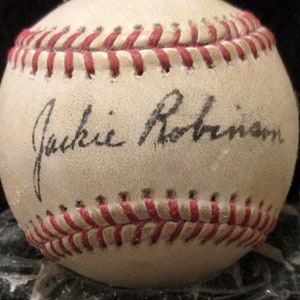 Nouveauté 2024* Réplique Jackie Robinson, baseball de 1949 dédicacée