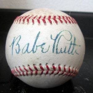 Réplica de la pelota de béisbol de la Liga Americana autografiada de Babe Ruth de 1934