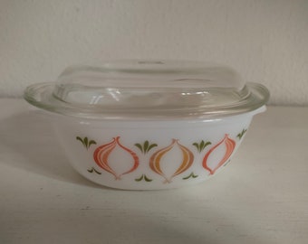 Vintage JENAer glass casserole dish with glass lid 1960s