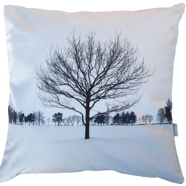 Arbre dans la neige, housse de coussin 50 x 50 cm, coton, oreiller d’hiver, oreiller de Noël, paysage de neige, pays des merveilles d’hiver, coussin d’arbre, oreiller naturel, décoration