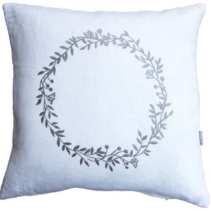 Linen cushion white, cushion cover, wreath embroidered in gray, pure, heavy linen sizes: 40x40, 45x45, 50 x 50 cm, button placket with twine buttons country house