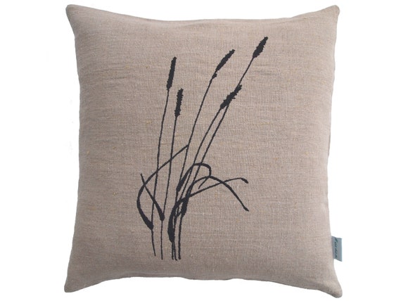 Leinenkissen Lieschgras 100% Leinen naturfarben beige-grau Kissenbezug schwarz bestickt Groesse 40x40 45x45 50x50cm Knopfleiste Zwirnknoepfe