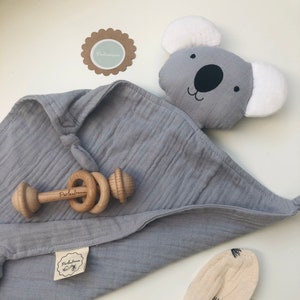 Cuddly blanket with name Koala Gray Wooden rattle Gripping ring Cuddly blanket Sniffing cloth made of 100% organic cotton