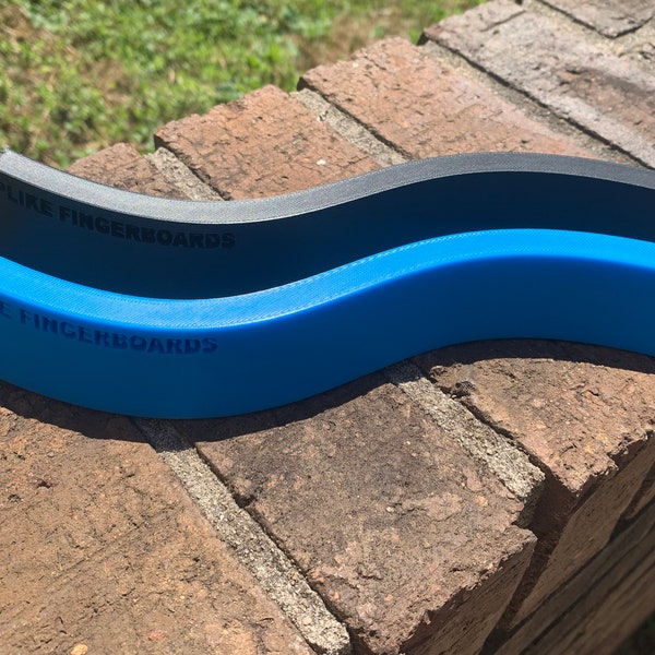 Plike S-Curb | 3D Printed Fingerboard Ramp | 2 Colors!
