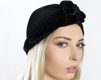 Bonnet style turban en velours noir pour femme - Maison Belema