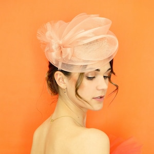 Pink fascinator hat for women, fascinator headband, powder pink fascinator, small fascinator, derby fascinator